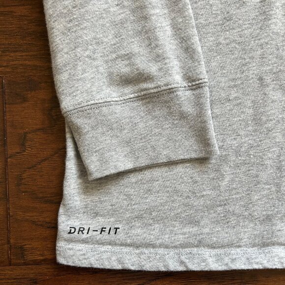 Nike mens long sleeve tee tshirt L large (fits like medium) heather gray dri fit - Picture 4 of 4